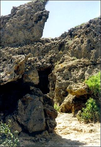 Aruba - Entrance to the Fountain Cave