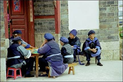 China, Yunnan - Lijiang, Naxi women