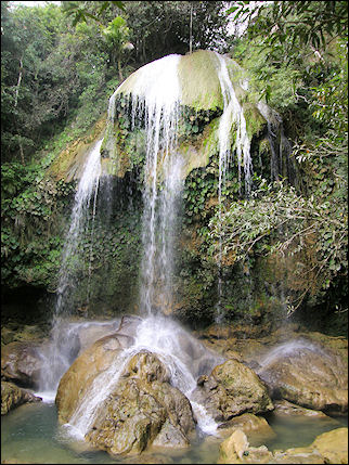 Cuba - Waterfall in Sierra del Rosario