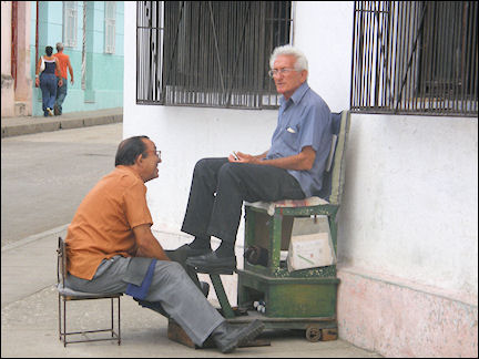 Cuba - Shoeshiner