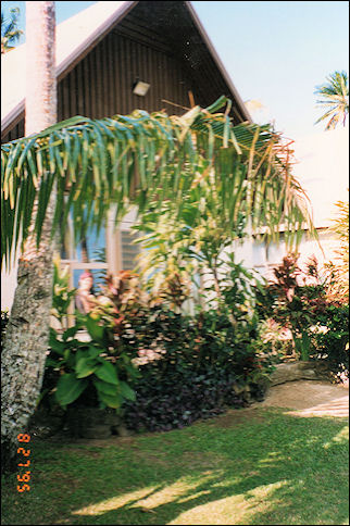 Fiji - Bure (hut) on Hideaway Resort