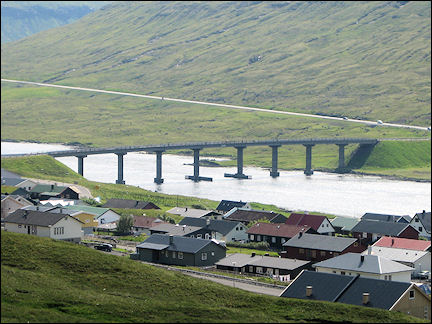 Faerøer - Atlantic Ocean Bridge from Streymoy to Eysturoy