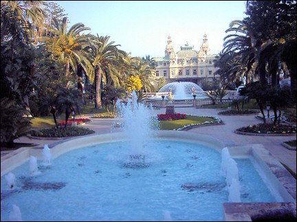 Monaco - Monte Carlo, fountain in front of casino