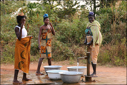 Ghana, Nkwanta-Bimbila - Waterpump