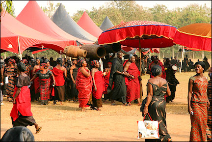 Ghana, Kumasi - Burial ceremony