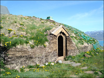 Greenland - Viking house, Qassiasurk