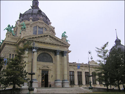 Hungary, Budapest - Széchenyi thermal baths, entrance