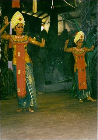Indonesia, Bali - Balinese dancers