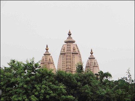 India, Delhi - Chhattarpur temple