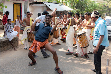 India, Kerala and Karnataka - Guruvayoor, temple festival