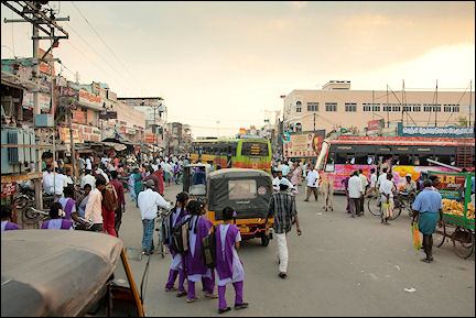 India, Kerala and Karnataka - Gingee, street scene