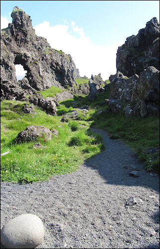 Iceland - Dritvik, Bizarre rock formations, Djupalonssandur