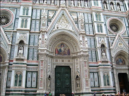 Italy, Tuscany - Firenze, entrance cathedral