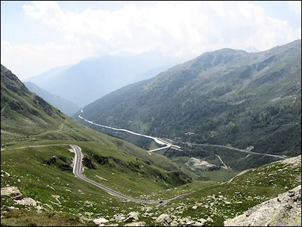 Italy, Valle d'Aosta - Descent Col du Grand St Bernard