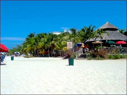 Jamaica - Montego Bay, Dr. Cave Beach