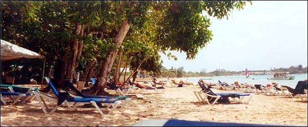 Jamaica - Beach near Negril