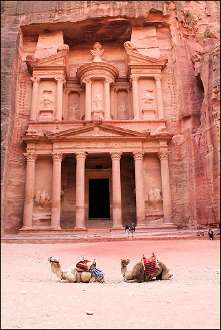 Jordan - Petra, Al-Khazneh, the Treasury