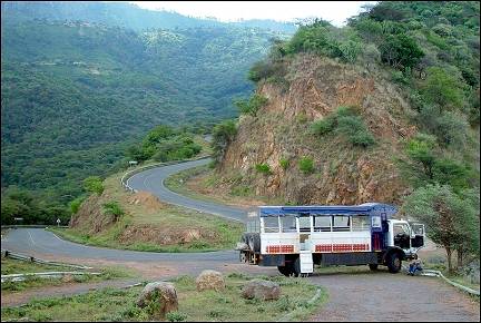 Kenya - Truck in the mountains