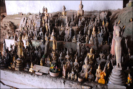 Laos - Buddha statues in the Pac Ou cave