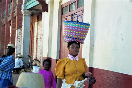 Madagascar - Street life in Ambalavao