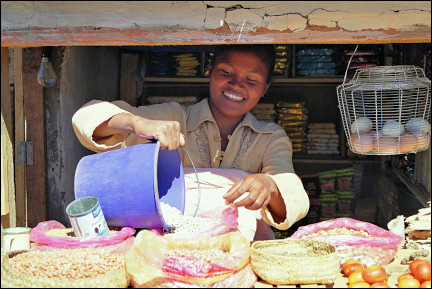 Madagascar - Market in Ambalavao