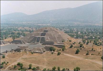 Mexico - View of Pirámide de la Luna, Theotihuacan