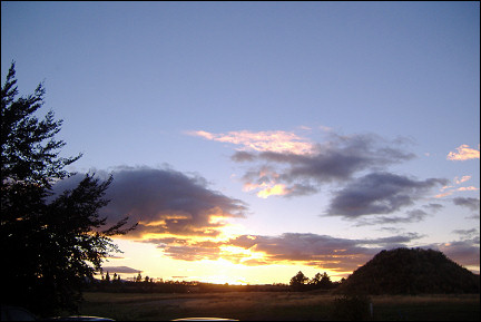 New Zealand - Fiordland, sunrise in Te Anau