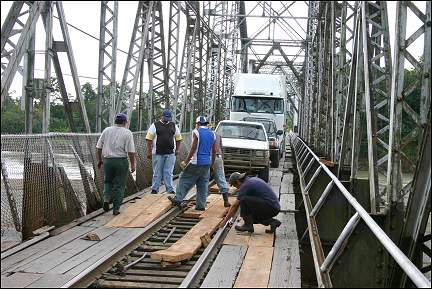 Panama - Bridge being repaired