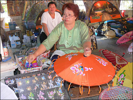 Thailand - Sankaem-paeng, parasol workshop