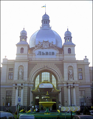 Ukraine - Lviv, train station