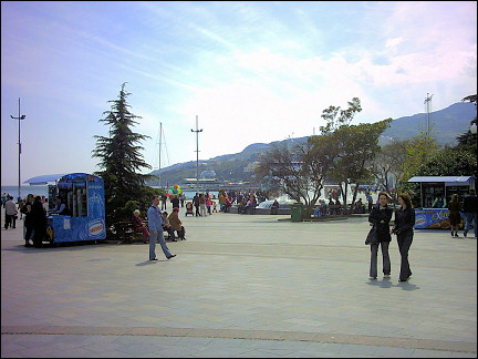 Ukraine - Yalta, promenade