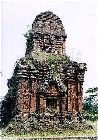 Vietnam - My Son, Cham temple