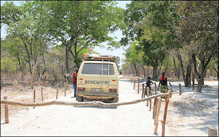 Zambia - Chikwinda Gate
